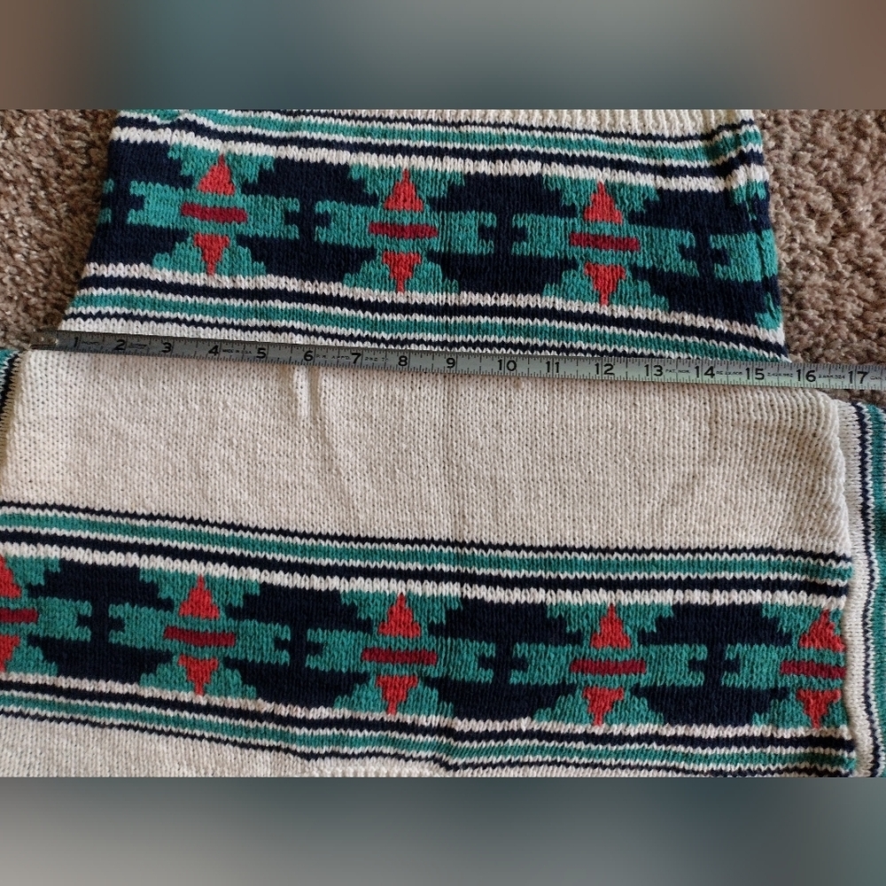 American Eagle Southwestern Aztec Short Sleeve Knit Sweater Small Petite - Picture 9 of 12